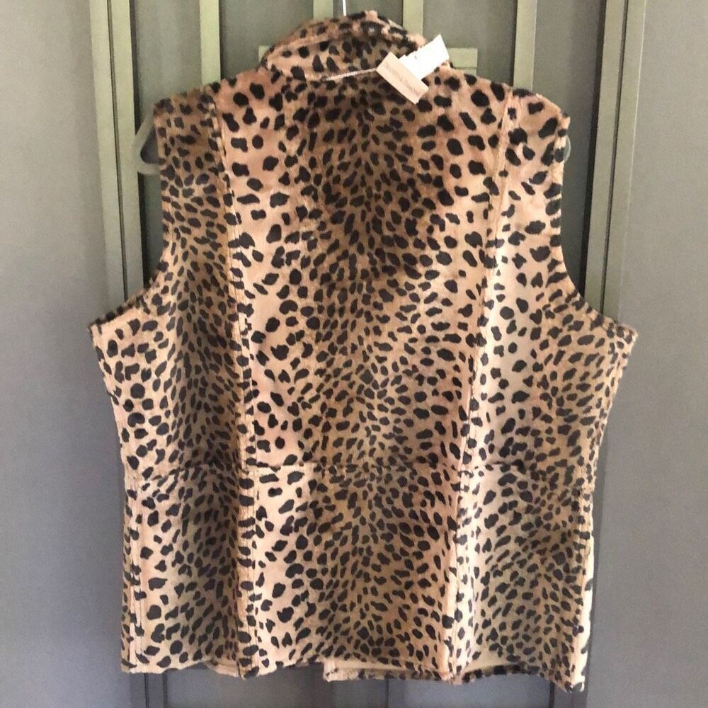 NWT Drapers and Damon's Reversible leopard faux suede vest 1X - Picture 6 of 6